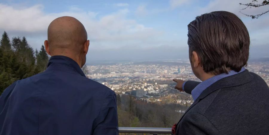 Die Aussicht vom Üetliberg auf die Stadt Zürich.