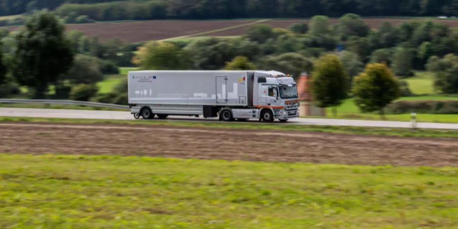 Lkw Flüchtlinge