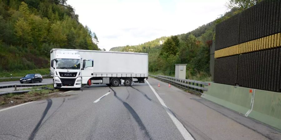 selbstunfall a2 lastwagen