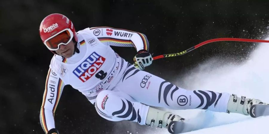 Wie seine Kollegen muss auch Josef Ferstl einen weiteren Tag auf den geplanten ersten Testlauf warten. Foto: Alessandro Trovati/AP/dpa