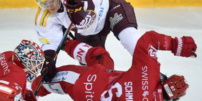 Spektakulär und erfolgreich: Die Rapperswil-Jona Lakers mit Florian Schmuckli feierten gegen Genève-Servette einen weiteren Heimsieg Spektakulär und erfolgreich: Die Rapperswil-Jona Lakers mit Florian Schmuckli feierten gegen Genève-Servette einen weiteren Heimsieg