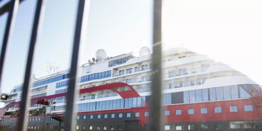 Auf dem Kreuzfahrtschiff «MS Roald Amundsen» hat es mehrere Corona-Fälle gegeben. Foto: Terje Pedersen/NTB scanpix/dpa