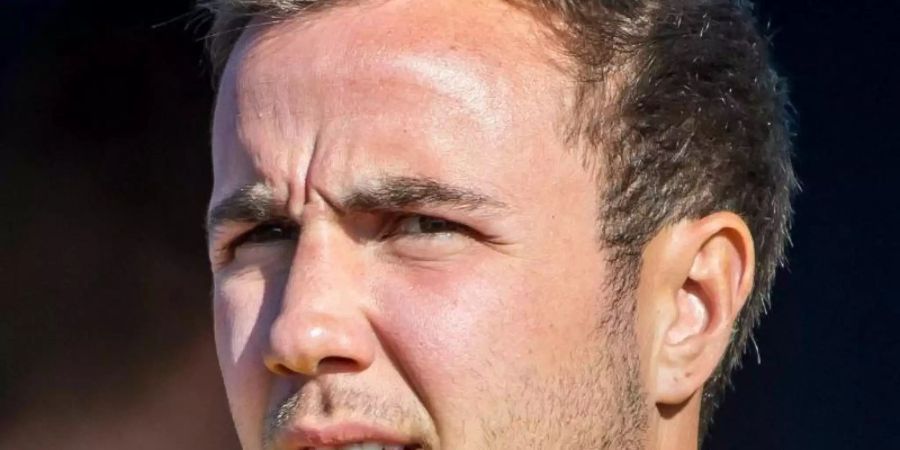 Wird mit dem Verdienstorden des Landes Nordrhein-Westfalen ausgezeichnet: Mario Götze. Foto: David Inderlied/dpa