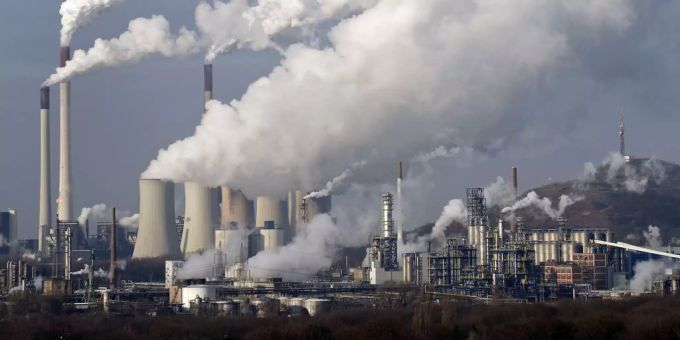 Der Mensch ist laut UNO-Klimabericht beim Klimawandel der dominante Faktor. Klima Mensch Uno