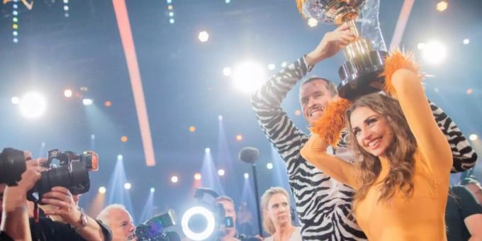 Pommes und Ekat haben «Let's Dance» gewonnen. Foto: Rolf Vennenbernd Pommes und Ekat haben «Let's Dance» gewonnen. Foto: Rolf Vennenbernd