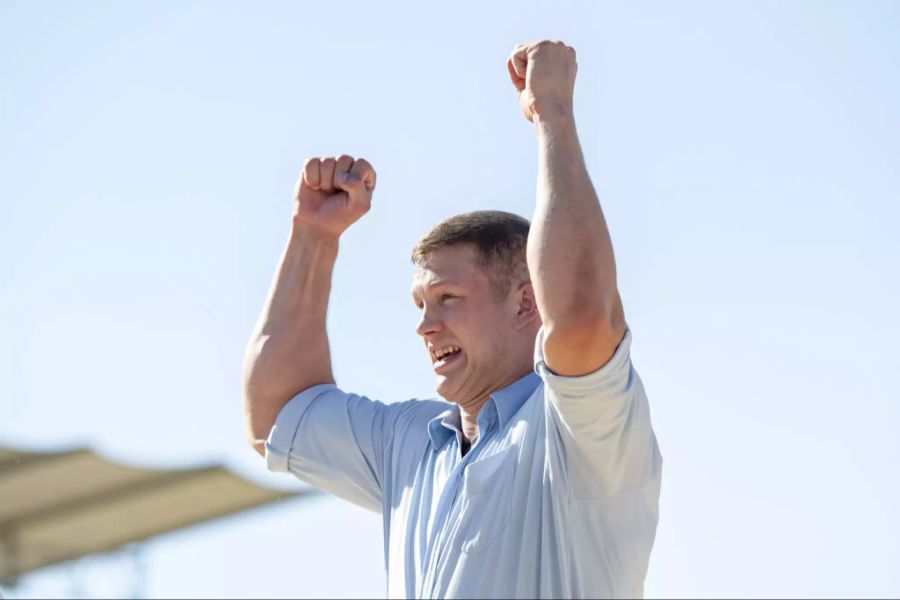 Pirmin Reichmuth ballt die Fäuste nach dem Sieg am Luzerner 2019.