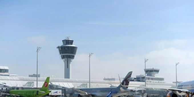 Flugzeuge am Münchner Flughafen Flugzeuge am Münchner Flughafen