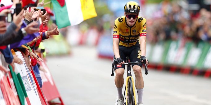 Jonas Vingegaard holt an der Vuelta auf seinen Teamkollegen Sepp Kuss auf. Jonas Vingegaard Vuelta