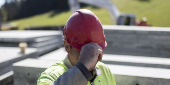 Die Ständeratskommission will Kurzarbeit wegen der Tech-Krise auf 24 Monate ausdehnen. (Archivbild) Kurzarbeit