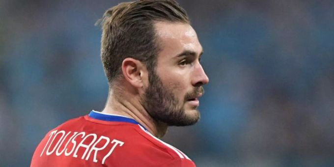 Lucas Tousart soll eigentlich zum 1. Juli aus Lyon zu Hertha Berlin wechseln. Foto: Alexander Galperin/Sputnik/dpa Hertha berlin