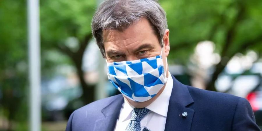 Bayerns Ministerpräsident Markus Söder wurde in den vergangenen Tagen oft aufgefordert, die Ausgangsbeschränkungen in Bayern zu lockern. Foto: Sven Hoppe/dpa