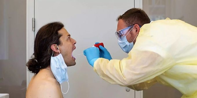Patienten blechen - Teures Schutzmaterial bringt Politiker in Rage