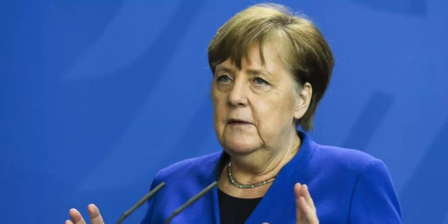 Angesichts der immer lauteren Diskussion über weitere Lockerungen der Corona-Abwehrmassnahmen hat Bundeskanzlerin Angela Merkel eindringlich dazu aufgerufen, bei der Einhaltung der Regeln nicht nachzulassen. Foto: Markus Schreiber/AP/POOL/dpa