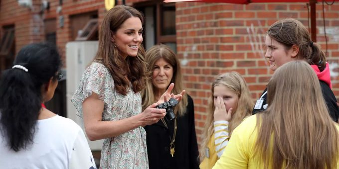 Knips, knips! Kein seltener Anblick, Kate Middleton gilt als die Fotoexpertin im Königshaus. Kate Middleton