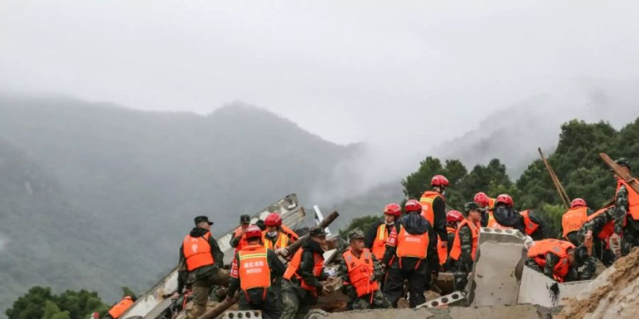 Einsatzkräfte in der Provinz Guizhou