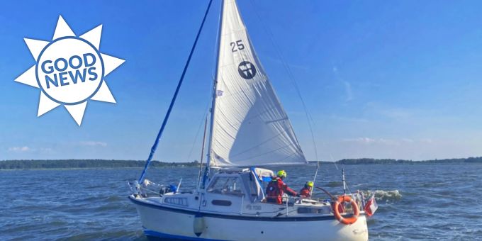 Good News - Mann klammert sich an Fischernetz in Ostsee und überlebt