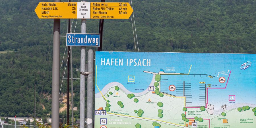 Der Hafen Ipsach am Bielersee.