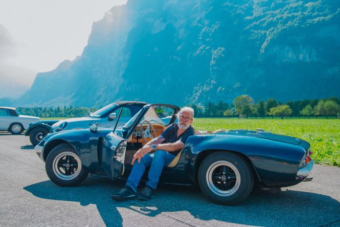 Freddy Brüngger aus Hätzingen Glarus Süd mit seinem Lotus Elan S2