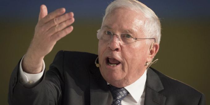 Der Alt-Bundesrat und langjährige SVP-Politiker Christoph Blocher spricht an einer Veranstaltung. christoph blocher ukraine-krieg