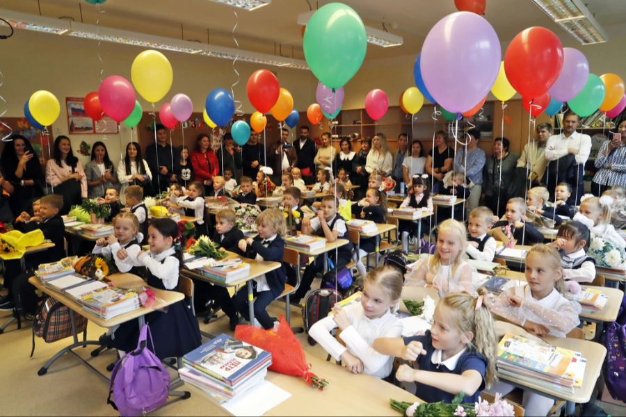 Russland Ukraine-Krieg Schule