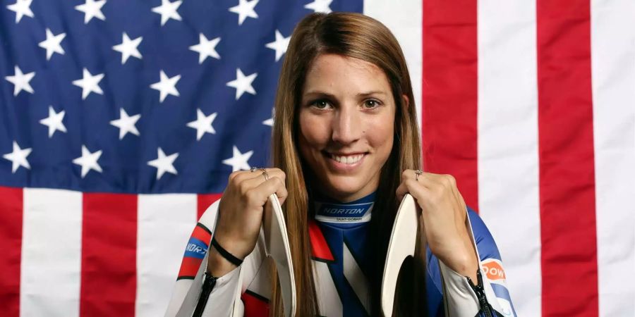 Die Rennrodlerin Erin Hamlin darf bei der Eröffnungsfeier in Pyeongchang die US-Flagge tragen.
