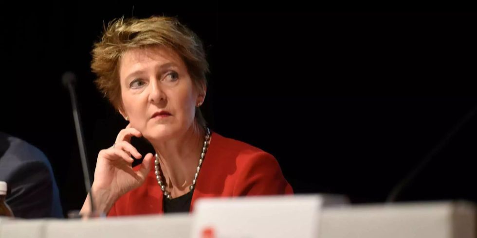 Simonetta Sommaruga spricht gegen Selbstbestimmungsinitiative | Nau.ch
