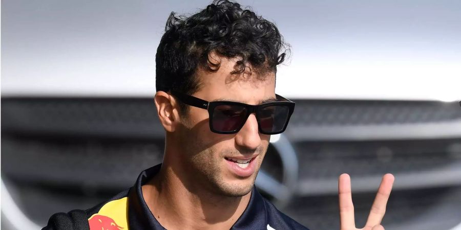 Daniel Ricciardo aus Australien vom Team Red Bull kurz vor Trainingsbeginn beim letzten GP.