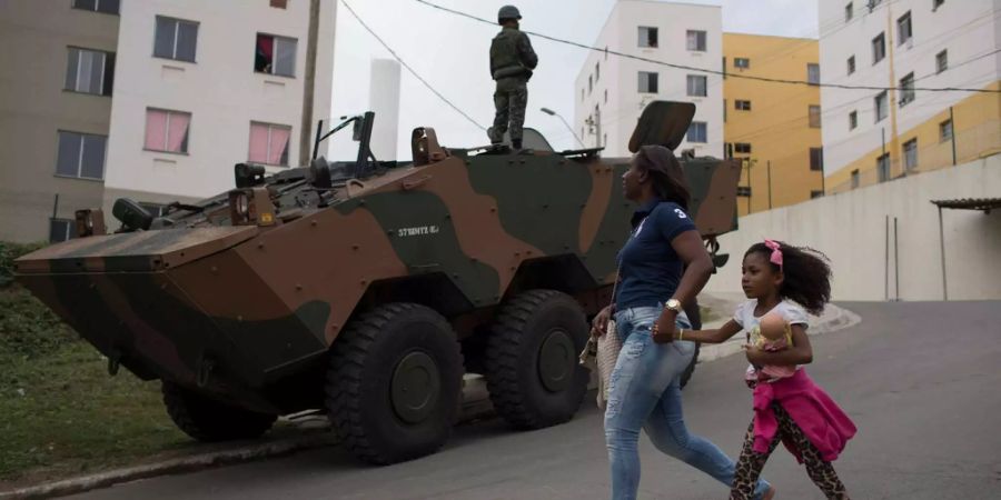 In Brasilien wird auch die Armee gegen die eskalierende Gewalt eingesetzt.