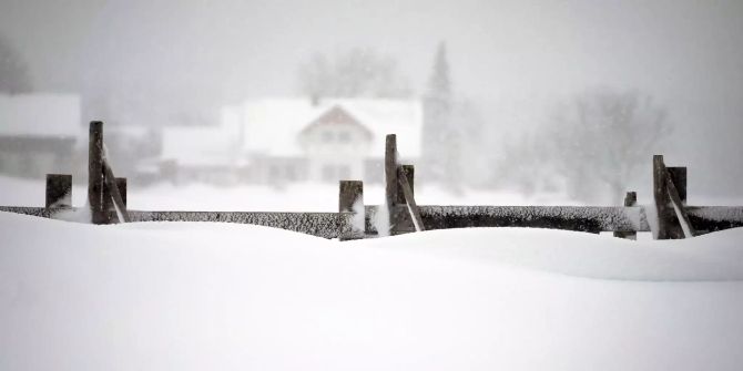 Schneefangzaun Wetter