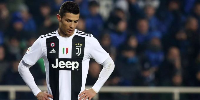 Cristiano Ronaldos muss wegen Vorwürfen einer Vergewaltigung eine DNA-Probe abgeben. Cristiano Ronaldo.