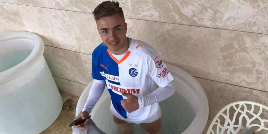 Petar Pusic gönnt sich nach dem Spiel ein Eisbad.