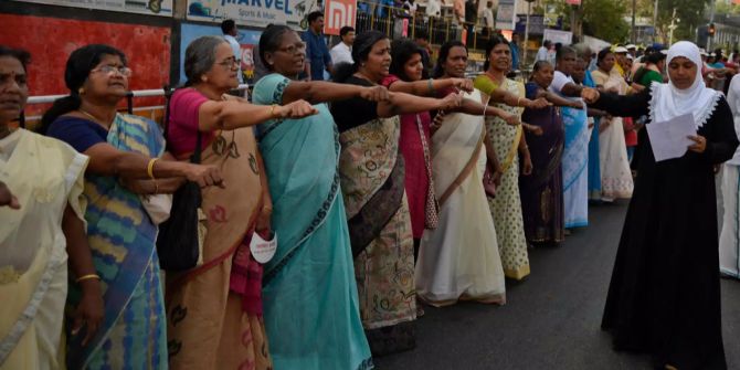 Indische Frauen protestieren