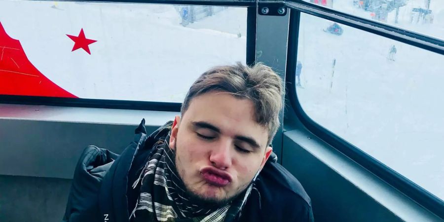 Duckface in der Gondel: Prince Jackson.