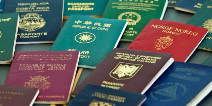 Ungarns Parlament erlaubt nun per Gesetz den zeitweisen Entzug der Staatsbürgerschaft für bestimmte Doppelbürger. (Symbolbild) Staatsbürgerschaft