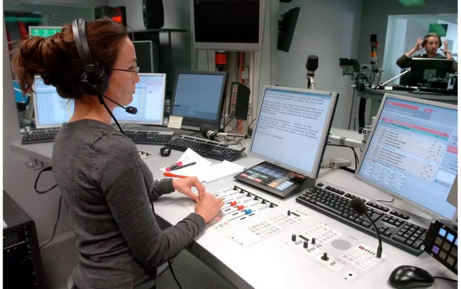 Bald ein Bild aus vergangenen Zeiten? Die SRG plant der Umzug der Radiostudios von Bern nach Zürich.