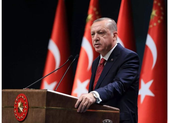 Der neue Flughafen soll Erdogan aus Prestige-Zwecken bauen lassen. Der neue Flughafen soll Erdogan aus Prestige-Zwecken bauen lassen.