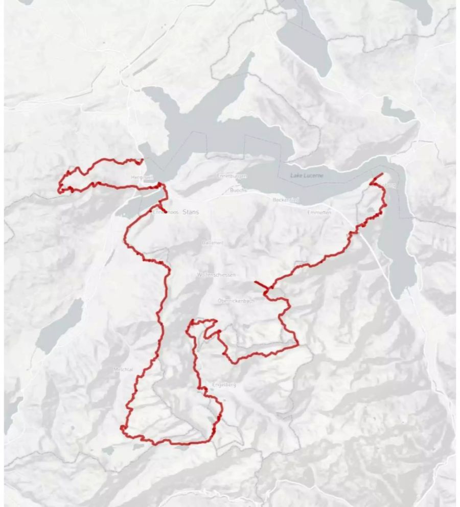 Die Route führt der Nidwaldner Kantonsgrenze entlang: 140 Kilometer und 10'000 Höhenmeter.