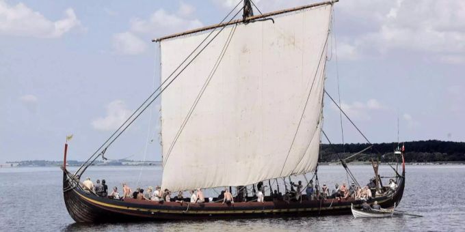 Wikinger auf dem Wasser. (Symbolbild) grönland