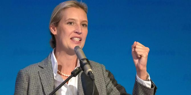 Alice Weidel, Vorsitzende der AfD-Bundestagsfraktion, spricht während einer Wahlparty der AfD.