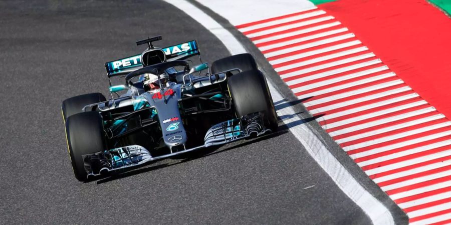 Lewis Hamilton unterwegs in Suzuka (Japan).