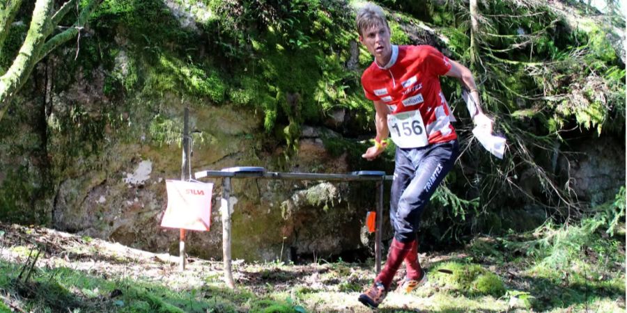 Der Schweizer Orientierungsläufer Andreas Kyburz an der WM 2016 in Schweden.