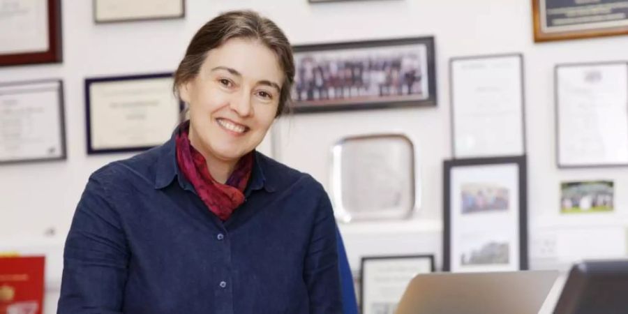 Clare Grey erhält den mit einer Million Euro dotierten Körber-Preis für die Europäische Wissenschaft 2021. Foto: Gabriella Bocchetti/University of Cambridge/dpa