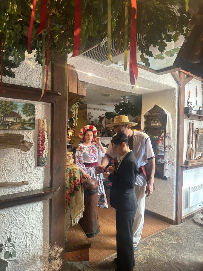 Odessa Laden