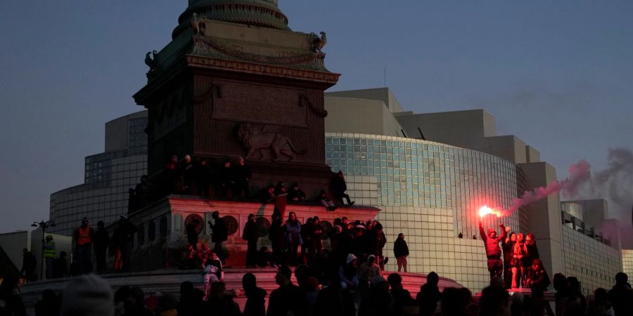 Auch am Samstag wollen die Franzosen wieder gegen die geplante Rentenreform auf die Strasse gehen.