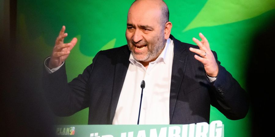 Grünen-Chef Omid Nouripour kritisiert die Koalitionspartner FDP und SPD.