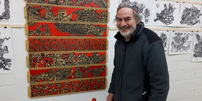 Vom 10. bis zum 26. Februar 2023 zeigt Daniel Jakob Zeichnungen und Objekte in Worb. Künstler Daniel Jakob