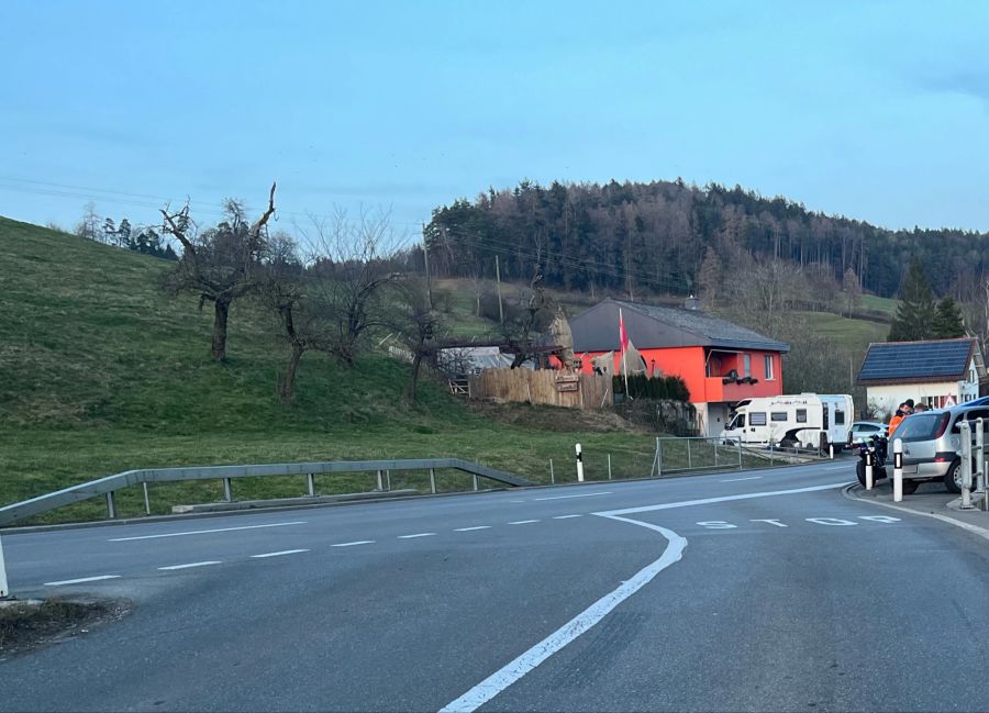 Unfallstelle Jonschwilerstrasse in Oberuzwil
