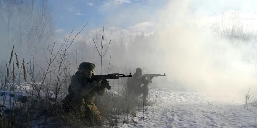 Russische Truppen für gemeinsame Militärmanöver in Belarus eingetroffen