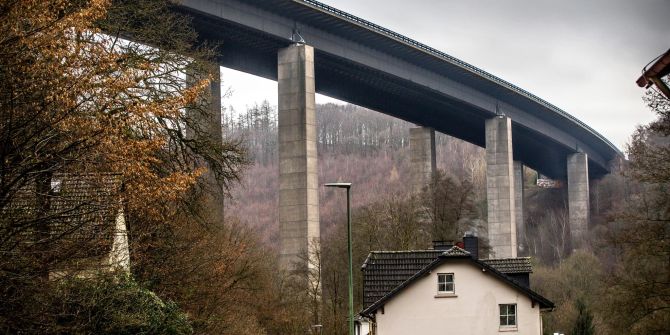 autobahnbrücke