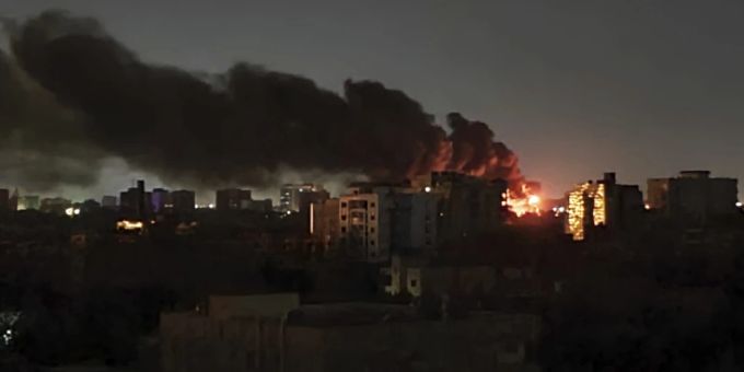 Aus dem Sudan - Spanien und Deutschland mit ersten Evakuierungs-Flügen